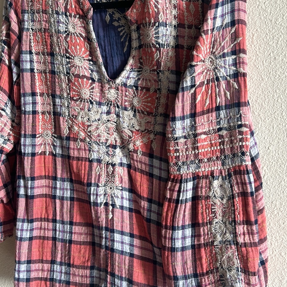 Johnny Was Red and Blue Embroidered Blouse - Picture 8 of 11